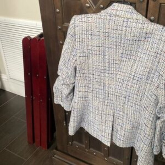 Veronica Beard Textured Blazer in Blue and White - Picture 5 of 5